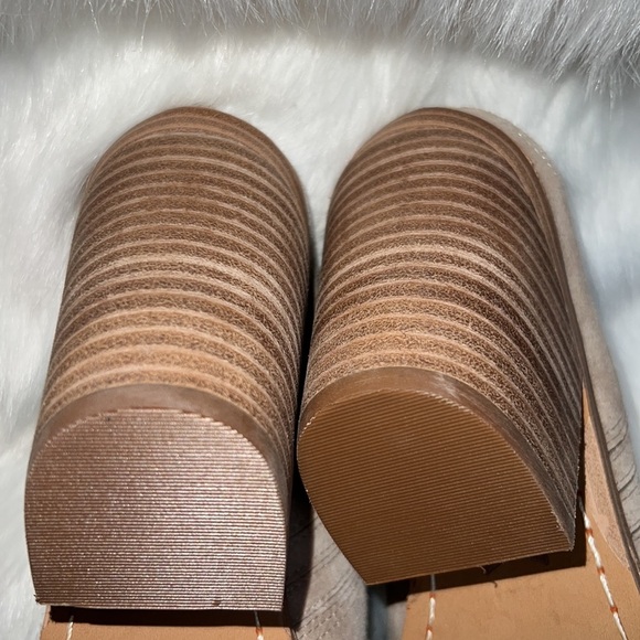 Marc fisher Gabbi leather almond shoes size 6.5 - Picture 8 of 13